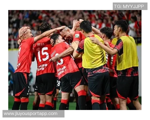 中超赛季进入冲刺阶段球队全力以赴期待能量释放与精彩表现 中超赛季进入冲刺阶段球队全力以赴期待能量释放与精彩表现