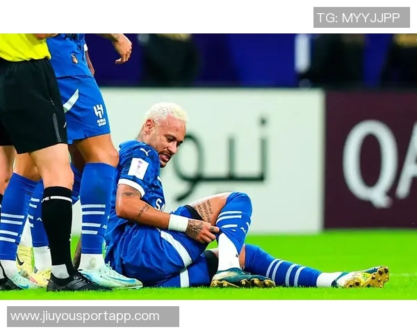 内马尔伤情仍待确认父亲透露影像检查结果尚未公布 内马尔伤情仍待确认父亲透露影像检查结果尚未公布