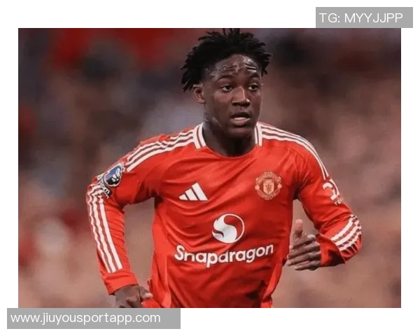 那不勒斯与梅努经纪人洽谈曼联考虑外租球员方案