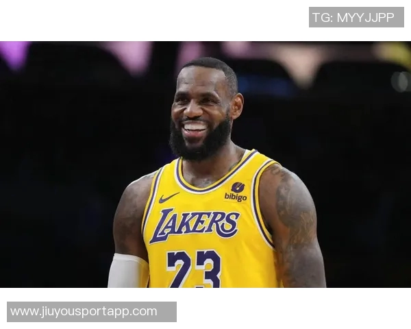 詹姆斯谈斯玛特大场面经验强调继续为卢卡树立榜样并学习