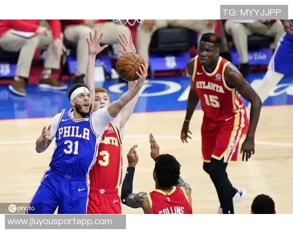 76人客场对阵老鹰恩比德状态回暖有望出战争夺胜利