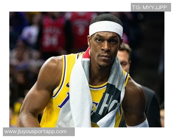 杰基杨创造历史成季后赛首位30分10助攻0失误球员 杰基杨创造历史成季后赛首位30分10助攻0失误球员