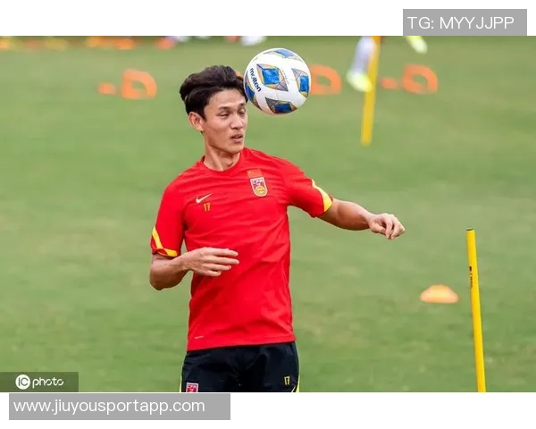 王燊超谈球队人员变动强调专注自我顺其自然的重要性